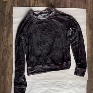 Purple Lululemon top, size 6. Great condition. Can add pants for $30-Listed $45